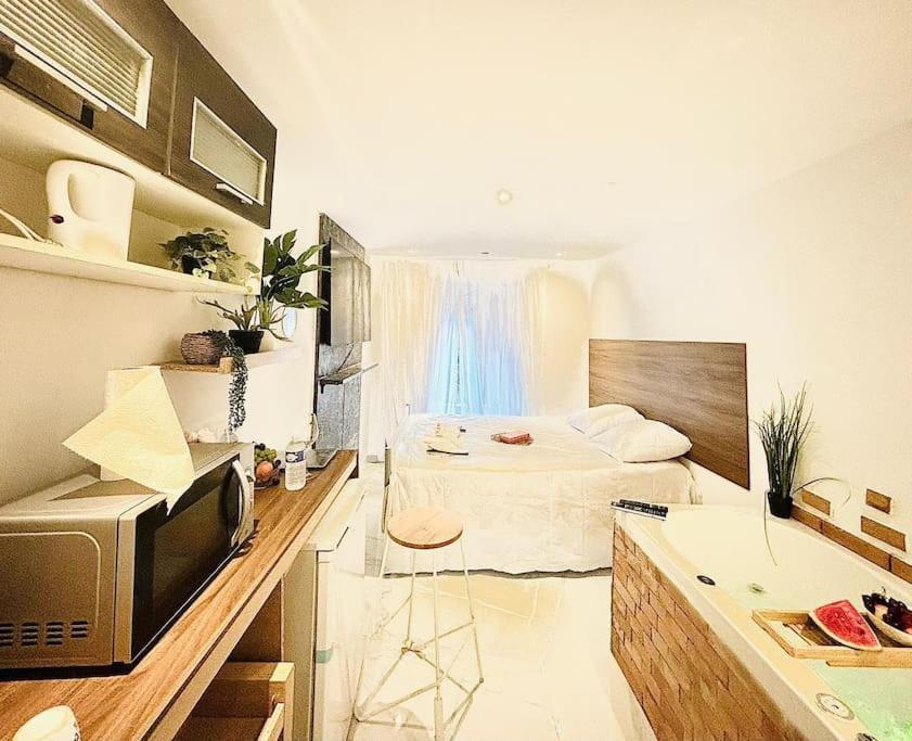 Studio Love Jacuzzi Марсель Экстерьер фото